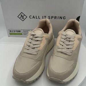 CALL IT SPRING WOMENS VYNTAGE LOW‎ TOP SNEAKERS SIZE 7 COLOR BEIGE NWT